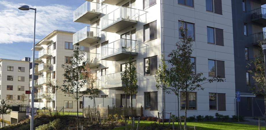 Broadband to condominium